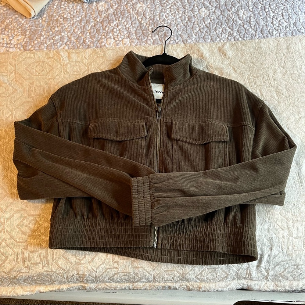 Aerie Dark Green  Zip-Up Jacket. Robbed Corduroy. Size small.